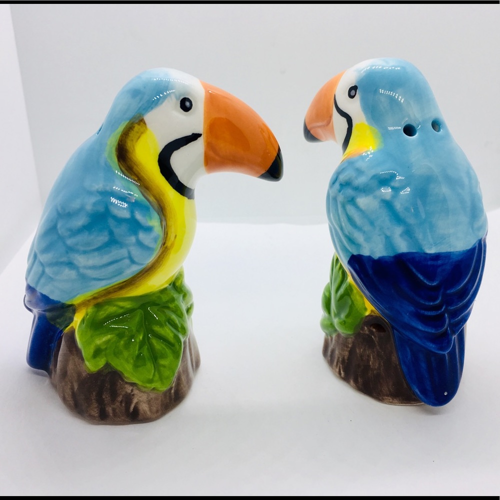 Ceramic Parrots Salt & Pepper Shakers Tropical - Picture 6 of 6